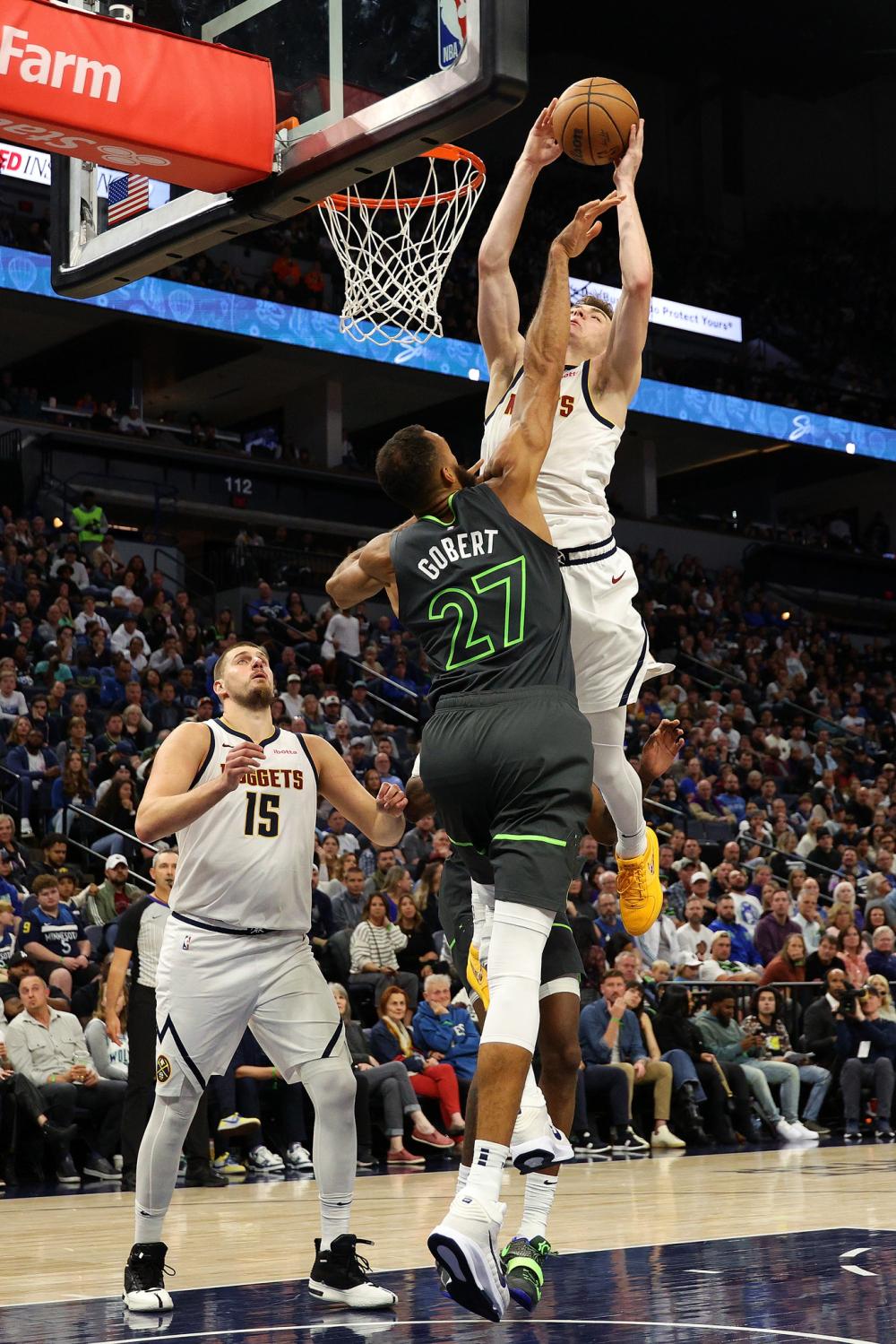 仅是何冰娇 仅是何冰娇