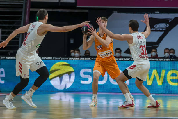 并在下半场 并在下半场